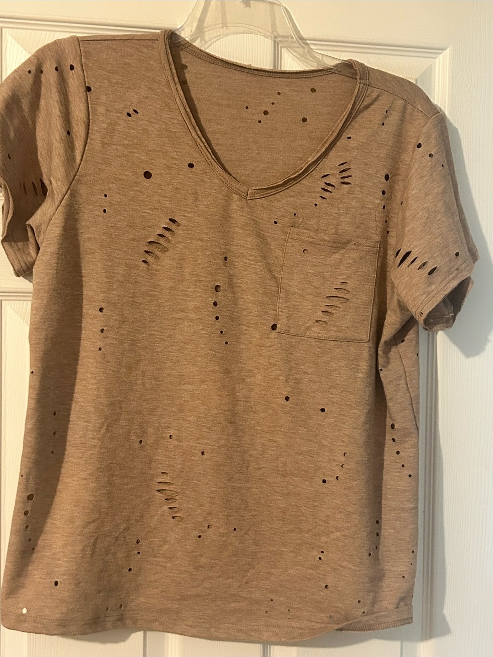 Women’s Distressed V-Neck Pocket Tee - Brown size XL shirt sleeve